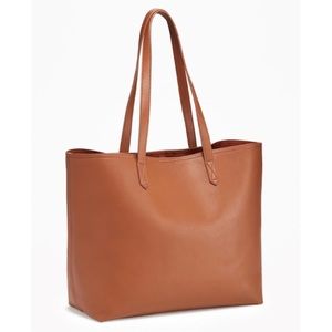🆕Faux-Leather Tote🆕